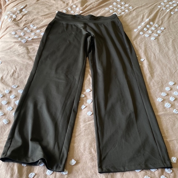 tek gear Pants & Jumpsuits Tek Gear Green Relaxed Wide Leg Athletic